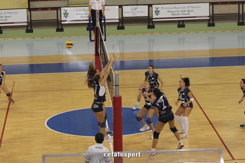 111120 sport2 766_tn.jpg